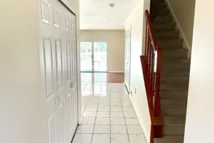 45 Townsend Ct, Franklin Park, NJ 08823 - Photo 5