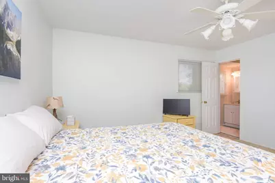 21 Heinrich Road, Franklin Township, NJ 08873 - Photo 21