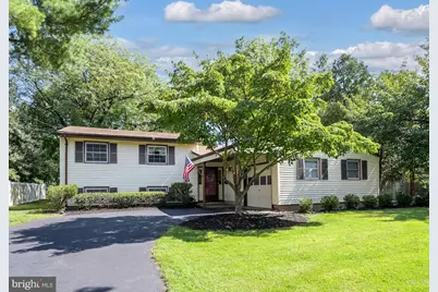 21 Heinrich Road, Franklin Township, NJ 08873 - Photo 1