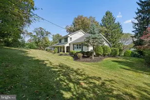 31 Montgomery Ave, Rocky Hill, NJ 08553 - Photo 9