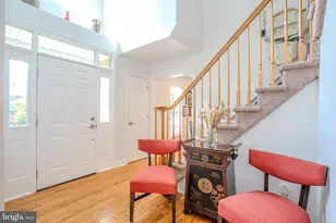 6 Fountain Dr, Franklin Township, NJ 08873 - Photo 5