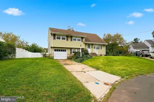 10 Carol Ct, Franklin Township, NJ 08873 - Photo 3