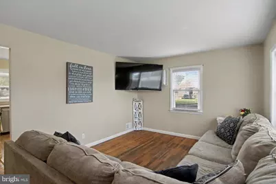 144 N Michigan Avenue, Kenilworth, NJ 07033 - Photo 5