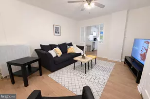 131 Livingston Ave, New Providence, NJ 07974 - Photo 3