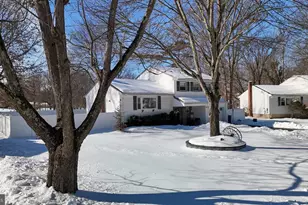 938 Cushing Pl, Plainfield, NJ 07062 - Photo 9