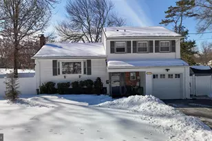 938 Cushing Pl, Plainfield, NJ 07062 - Photo 5