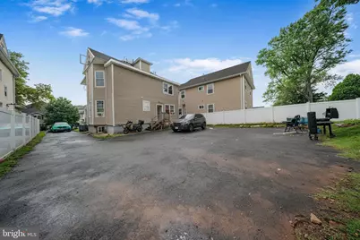 421-423 Magie Avenue, Elizabeth, NJ 07208 - Photo 3