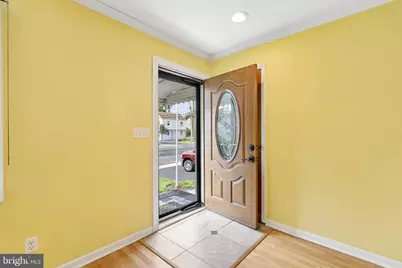 1526 N Stiles Street, Linden, NJ 07036 - Photo 5