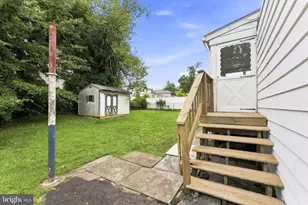 895 Apgar Terrace, Rahway, NJ 07065 - Photo 23