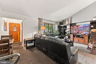 305 McLean Pl, Hillside, NJ 07205 - Photo 5