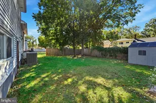 305 McLean Pl, Hillside, NJ 07205 - Photo 25