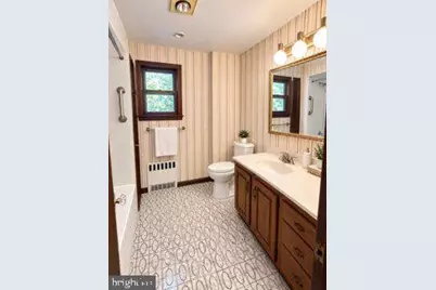 418 Locust Ave Avenue, Garwood, NJ 07027 - Photo 7