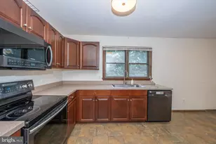 29 Main St, Hackettstown, NJ 07840 - Photo 9