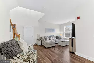 344 Shannon Ct, Phillipsburg, NJ 08865 - Photo 3