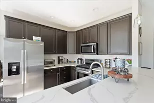 316 Hamilton Dr, Greenwich Township, NJ 08886 - Photo 5