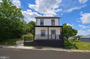 828 Mill St, Phillipsburg, NJ 08865 - Photo 1