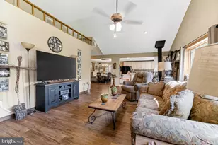 2952 Hutchinson River Rd, Phillipsburg, NJ 08865 - Photo 5