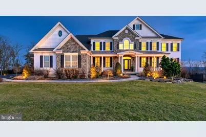 19 Donna Drive, Flemington, NJ 08822 - Photo 1