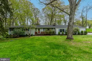 19 Floral Rd, Flemington, NJ 08822 - Photo 1