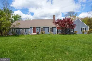 208 Mountain Rd, Ringoes, NJ 08551 - Photo 1