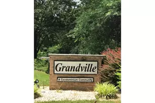 201 Silver Ct, Hamilton Township, NJ 08690 - Photo 1