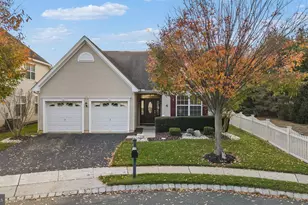 4 Brakeman Ct, Hightstown, NJ 08520 - Photo 1