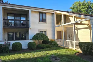 X10 Avon Dr, East Windsor Township, NJ 08520 - Photo 1