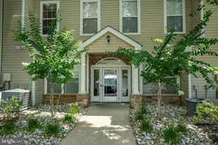 96 Kyle Way, Ewing Township, NJ 08628 - Photo 1