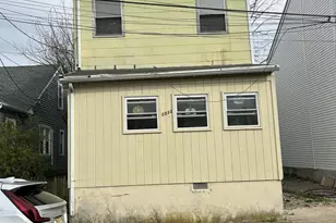 1012 N Willow St, Trenton, NJ 08618 - Photo 1