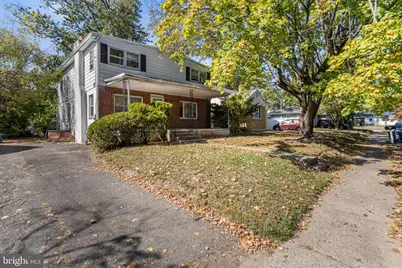 194 Woodland Avenue, Trenton, NJ 08638 - Photo 1