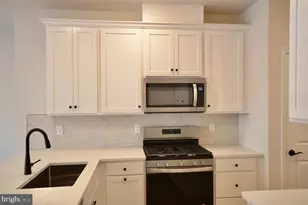 1305 Parker Blvd, Princeton Junction, NJ 08550 - Photo 1