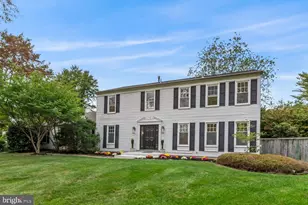 8 Knox Ct, Lawrenceville, NJ 08648 - Photo 1