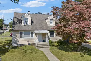 2 Godfrey Dr, Hamilton Township, NJ 08610 - Photo 1