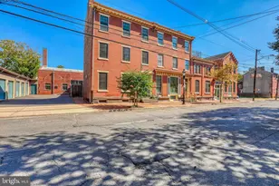 242 Centre St, Trenton, NJ 08611 - Photo 1