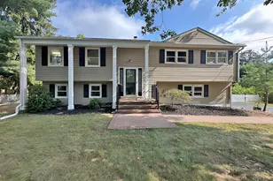 12 Ziff Ln, West Windsor Township, NJ 08550 - Photo 1