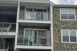 28 Holly Ct, Hamilton Township, NJ 08619 - Photo 1