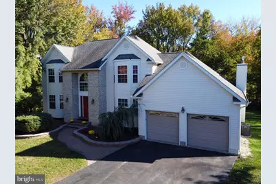 9 Noa Court, Hamilton Township, NJ 08690 - Photo 1