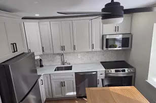 704 Silver Ct, Hamilton Township, NJ 08690 - Photo 1