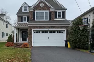 10 Harris Rd, Princeton, NJ 08540 - Photo 1