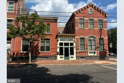 242 Centre #12, Trenton, NJ 08611 - Photo 1