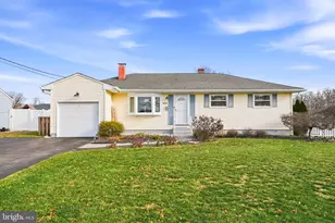 1038 Estates Blvd, Hamilton Township, NJ 08690 - Photo 1