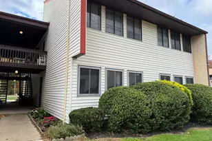 23 Avon Dr, East Windsor Township, NJ 08520 - Photo 1