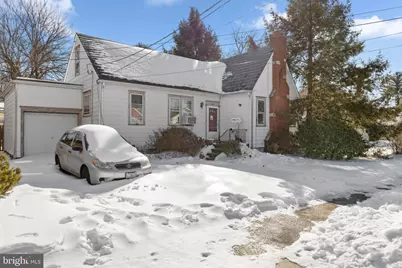 517 E Brown Street, Hamilton Township, NJ 08610 - Photo 1