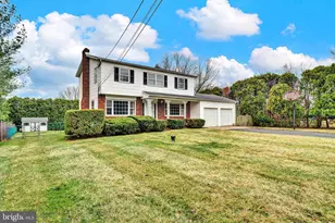 21 Fabrow Dr, Titusville, NJ 08560 - Photo 1
