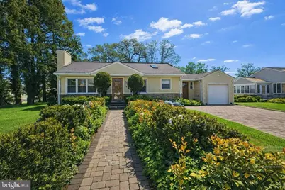 96 Lakedale Drive, Lawrenceville, NJ 08648 - Photo 1