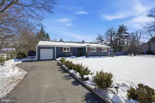 13 Hickory Dr, Ewing Township, NJ 08618 - Photo 1