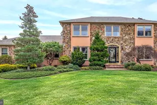 9 Timber Wolf Dr, Hamilton Township, NJ 08620 - Photo 1