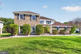 5 Wellesley Ct, Princeton Junction, NJ 08550 - Photo 1
