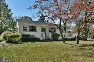 11 Metekunk Dr, Ewing Township, NJ 08638 - Photo 1