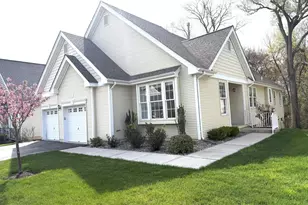 37 Bear Meade Dr, Hamilton Township, NJ 08691 - Photo 1